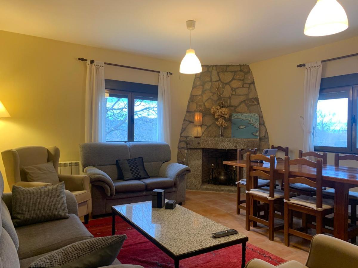 Casa Rural Fuentecillas Becedas Eksteriør bilde