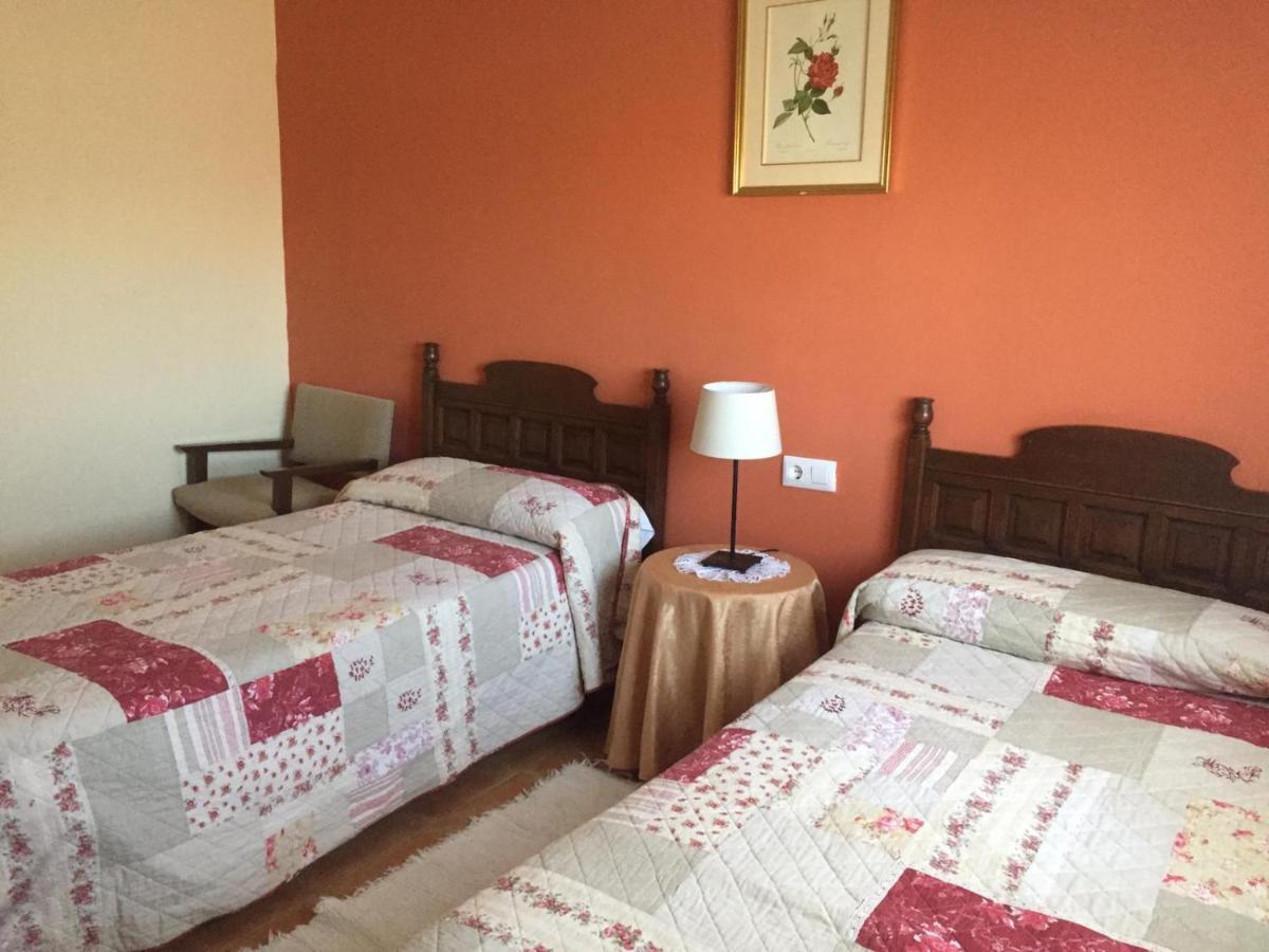 Casa Rural Fuentecillas Becedas Eksteriør bilde